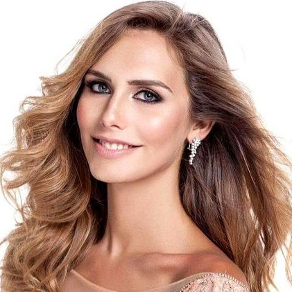 Angela Ponce